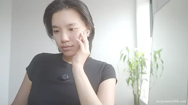 meganmei666 live cam on StripChat