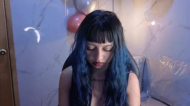 _ceeleste_cute_ live cam on StripChat