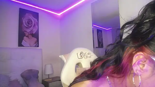 SamathaMay live cam on StripChat