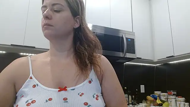 HazelSkyesChat webcam