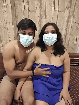 Tokencraze_couple webcam