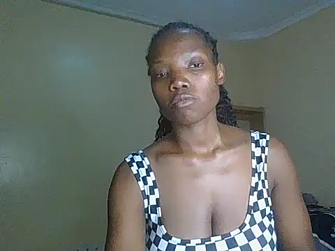 Mariana_150 live cam on StripChat