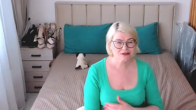 sabrinamacmarren webcam