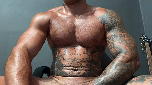 Mr_YourGod live cam on StripChat