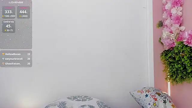 Mikasa_Horny