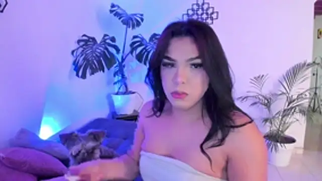 linda_zaam83866 webcam