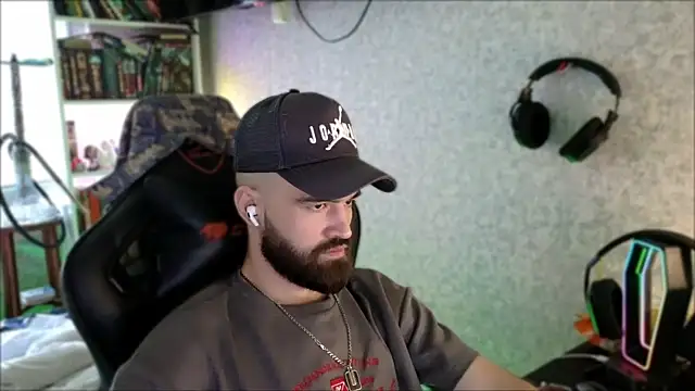 _Serious_Man live cam on StripChat