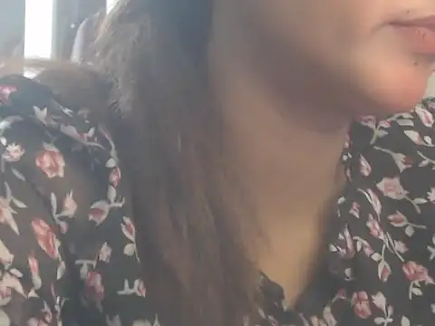 NancyRuvi webcam
