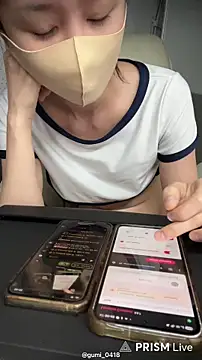 gumi_0418 live cam on StripChat