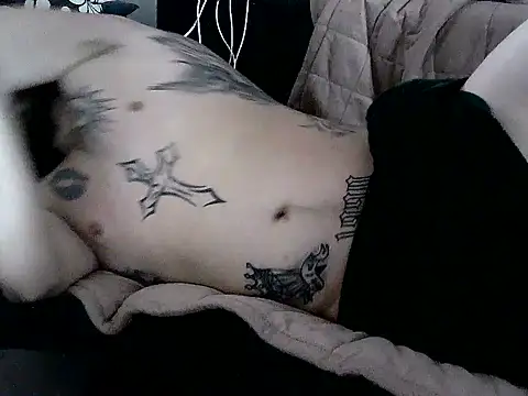 IncredibleGlaze78 webcam