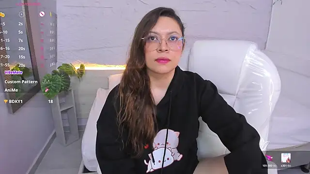 lanna_18_ webcam