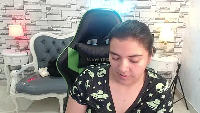 amalia_a webcam