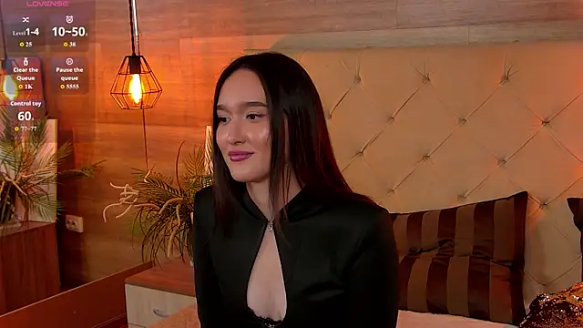 LindaMaxx live cam on StripChat