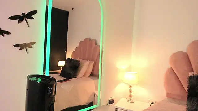 Milky_Majo webcam