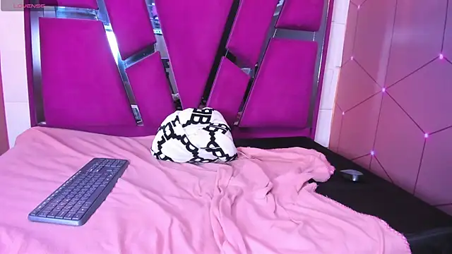 LoliiKim_ webcam