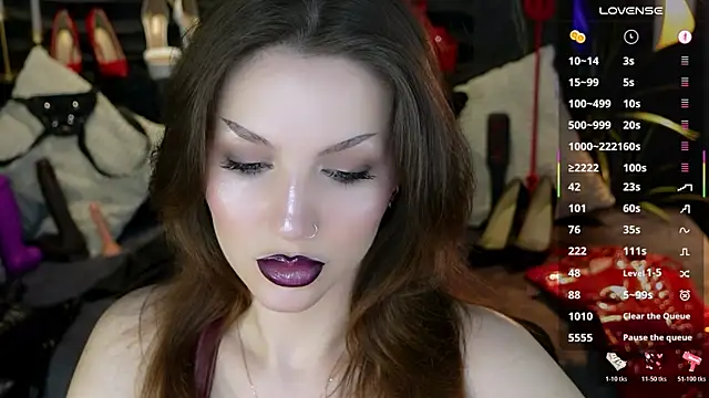 MistressDarsy webcam