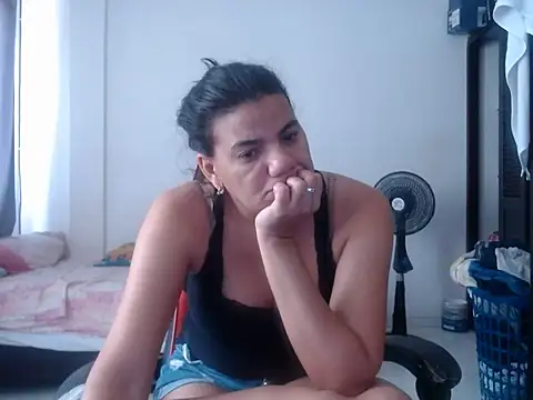 Adriana_0312 webcam
