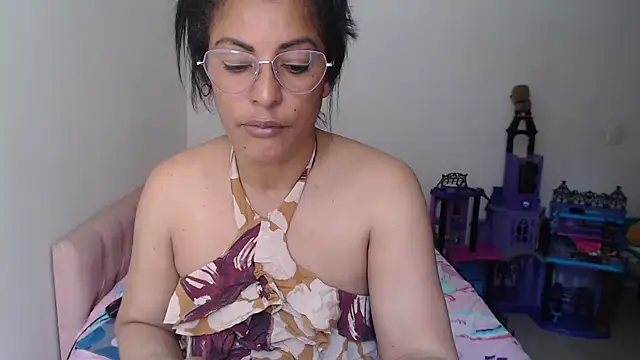 kateleyagrey webcam