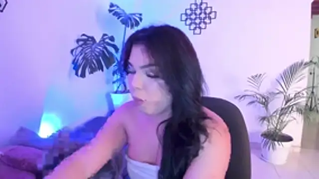 linda_zaam83866 webcam
