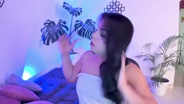 linda_zaam83866 webcam