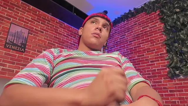 Thiago_Kozak webcam