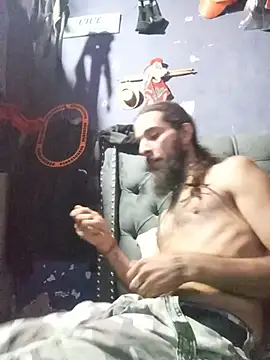 hairy_mannn webcam