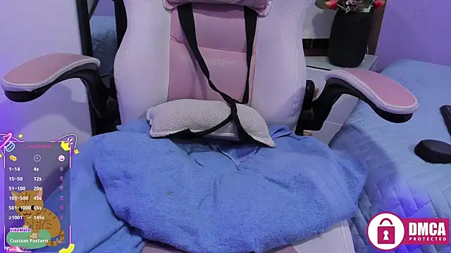 ana_gadot webcam
