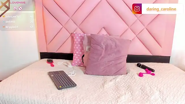 Caroline_daring
