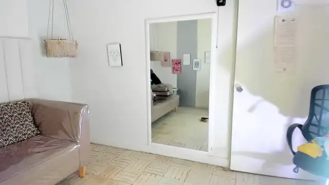 veronica_b07 webcam