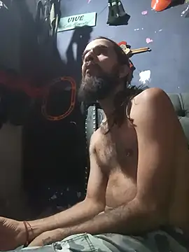 hairy_mannn webcam