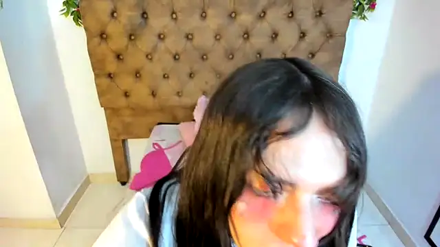 Lux_Royse webcam