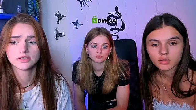 lisa_dark_ webcam