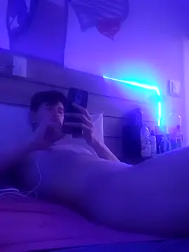 cheekyboyx webcam