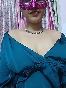 thanusi_2 🔇 online naked stream