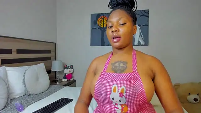 Renee-18 webcam