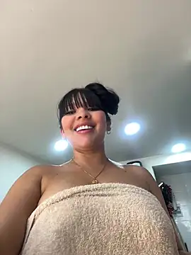 BrendaCrean ♌ live show