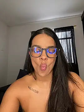 trianawhite (F young) - Suck tits♥️