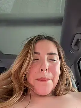 Alirawrz live cam