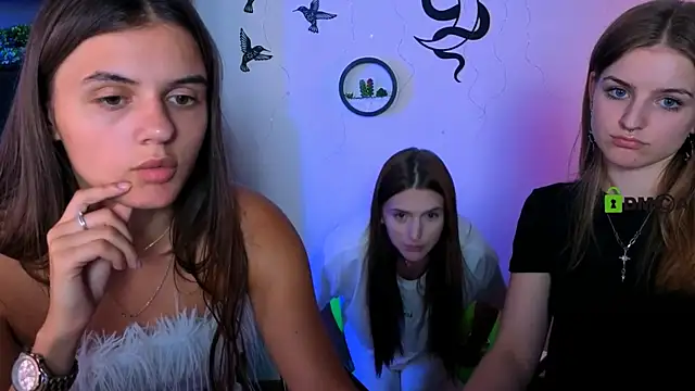 lisa_dark_