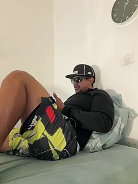 bigdick211292 webcam