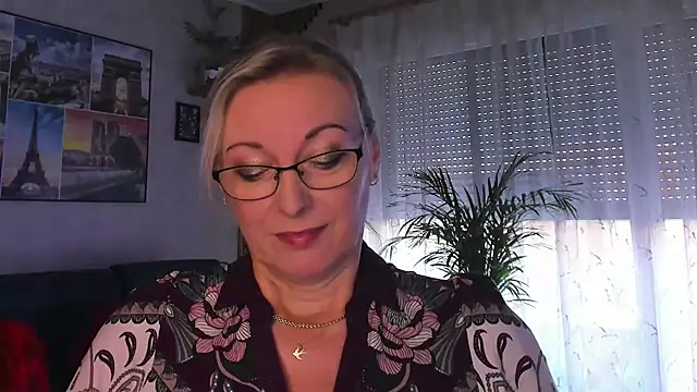 vanessa_chat live cam on StripChat