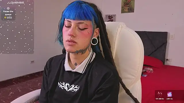 _sharlotte777 webcam