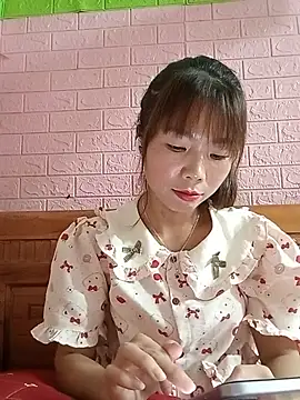 AmyLinee01 webcam