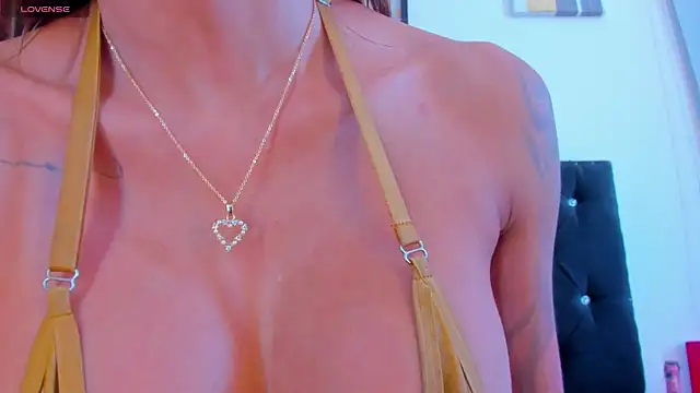 FoxxTattoo webcam