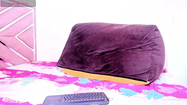 Cristal_Deep_ass webcam