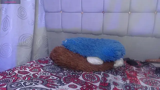 charlotte_brawn webcam