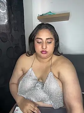 Selenee23 webcam