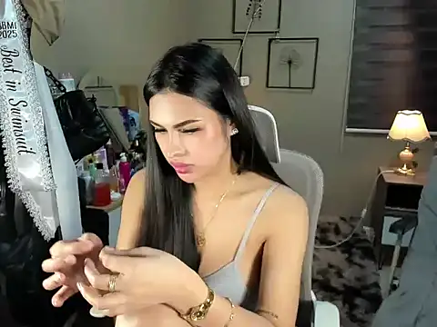 EternityBanks webcam