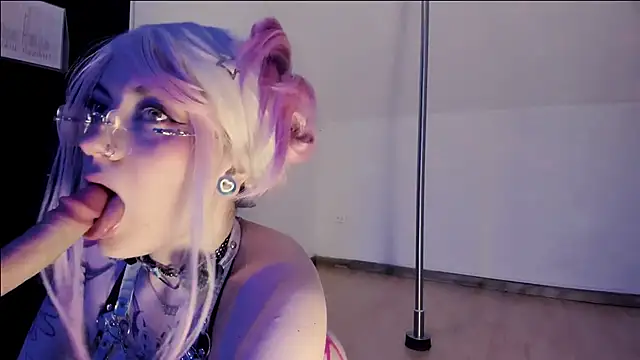 Broklinwhite_ webcam