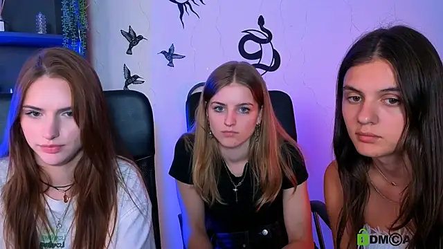 lisa_dark_ webcam